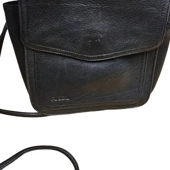 Fossil Black Smaller Pebble-Grain Leather Crossbody - Picture 9 of 9
